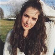 Máster habilitante de Educación Secundaria, en la especialidad de Geografía e Historia. Además he vivido un año en Irlanda, buen nivel de inglés, actualmente aspirando al C1 CAE